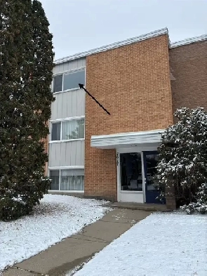 Affordable 1 bedroom apartment near many Eastside amenities Image# 1