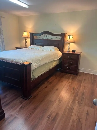 Master room for rent All inclusive Yonge Finch subway entrance Image# 1