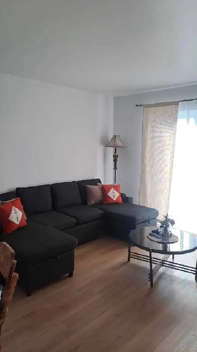 Transfert de bail  Grand 3 au centreville  990mois