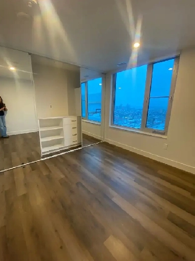 Little Italy - 2 bedroom luxury apartment avail Nov 15th Image# 1