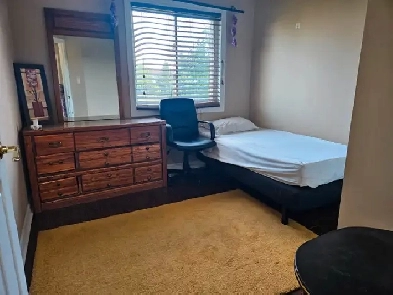 $650 - SHORT TERM RENTAL TILL APRIL END - ALL UTILITIES INCLUDED Image# 5