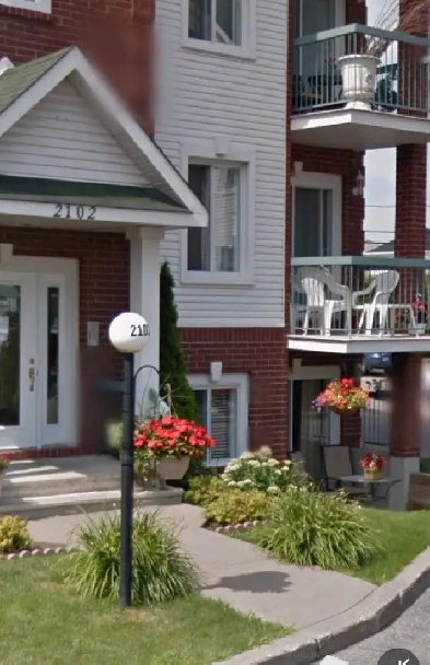 condo for sale Chomedey Laval