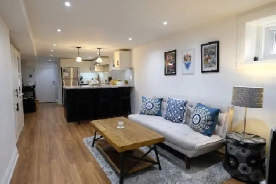SPACIOUS BASEMENT APARTMENT FOR 3 ROOMMATES IN TORONTO HIGH PARK Image# 1
