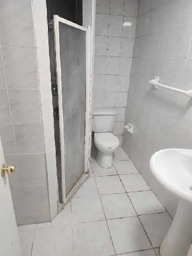 Private Room for Rent McMaster Hamilton Now Image# 2