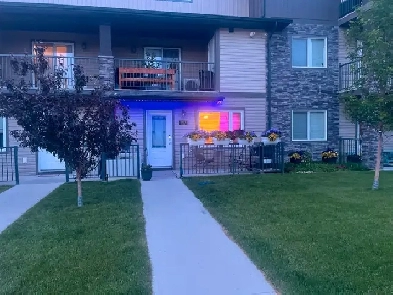 2 Bedroom Condo - Evergreen Image# 1