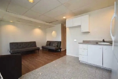 One Bedroom Apartment Whitby. Sep Entrance. All Inclusive Image# 1