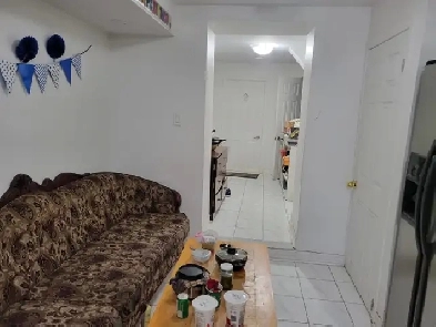 Room for rent- 416-409-7947 Image# 1