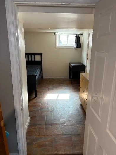 Room for Rent near Mohawk College Image# 4