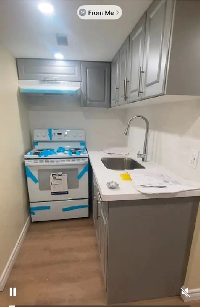 Recently renovated 2 bedrooms legal lower level apartment Image# 1