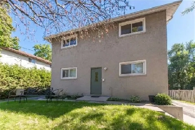 2 Bedroom Lower Unit Of Quiet 4-Plex In Downtown Whitby Image# 1