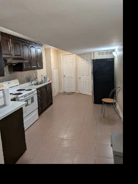 1 bedroom or 2 bedroom for rent with separate entrance Image# 1