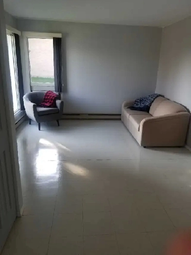 Apartment in Binscarth MB Image# 1