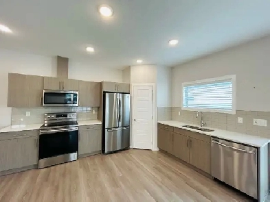 Town house for rent, available Jan. 1st 2026 Image# 9