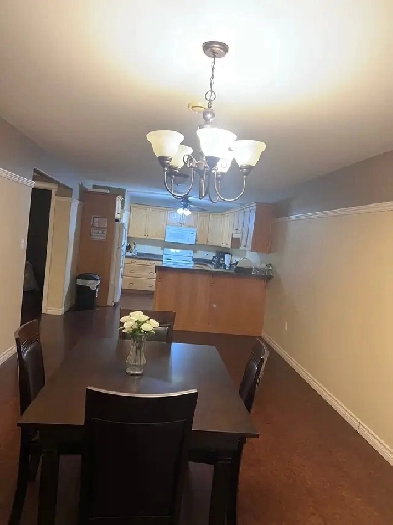 Private room in 3 beds 2 bath condo Image# 1