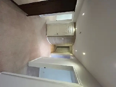 Bayview & Hyw7: 2 Bed_2 Bath_Separate Entrance_Laundry_Storage Image# 1