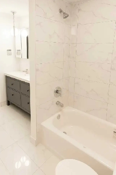 Apartment for rent / Appartement à louer Image# 1