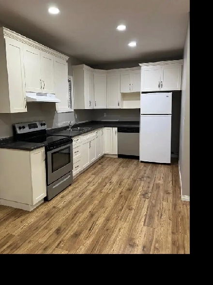 2 Bedroom Apartment in a Duplex Image# 2