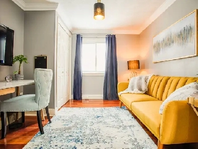 Bright 1-Bedroom Upper-Level Apartment Furnished Image# 1