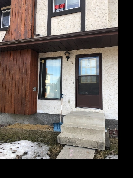 Edson AB 3 Bedroom condo for rent Nov 16th 2025 Image# 1