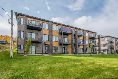 3 1/2 disponible maintenant - Mont-Bellevue Image# 1