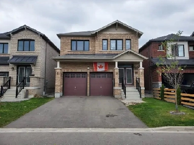 House for Rent - 4 Beds 3.5 Washrooms Image# 5