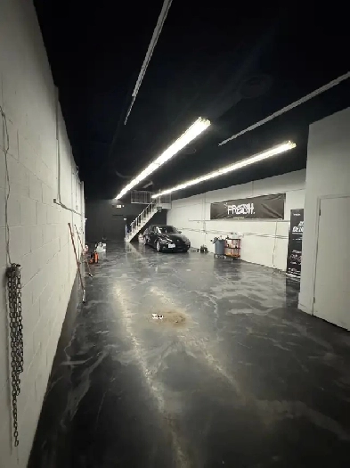 Commerical Unit for lease - Automotive detailing allowed Image# 2