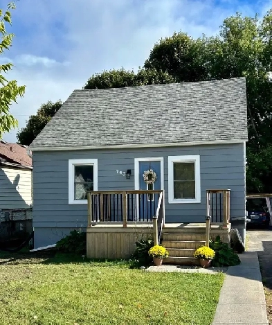 Student House For Rent- Peterborough Image# 3