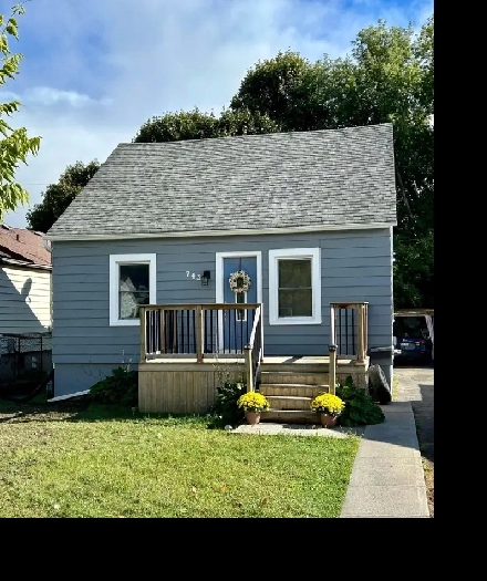 Student Rental- Entire house Available Jan 1st Image# 7