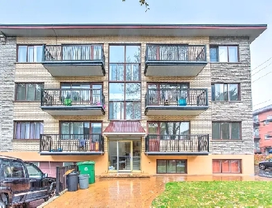 ST-LEONARD SUPER 41/2 tout renové coin Viau/Jean-Talon Image# 1