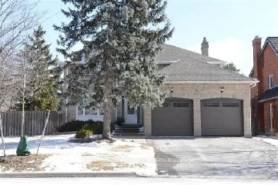 6 Bedroom 4 Bathroom House - Unionville Image# 1