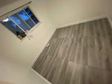 ROOM FOR RENT Image# 1