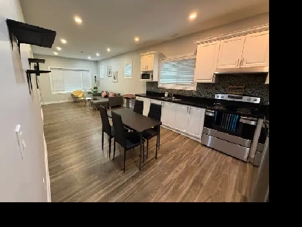 Modern 2 Bed Main Floor Apt · Furnished · Parking · $1,895   Utl Image# 8