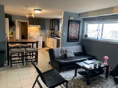 Orleans Dec 1st One-Bedroom apt with parking/laundry Image# 2