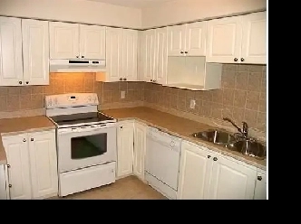 Beautiful 2 bedroom   Den in Clayton Park West for Dec 1st Image# 1