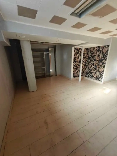 AIRPORT AREA BASEMENT AVAILABLE IMMEDIATELY Image# 1