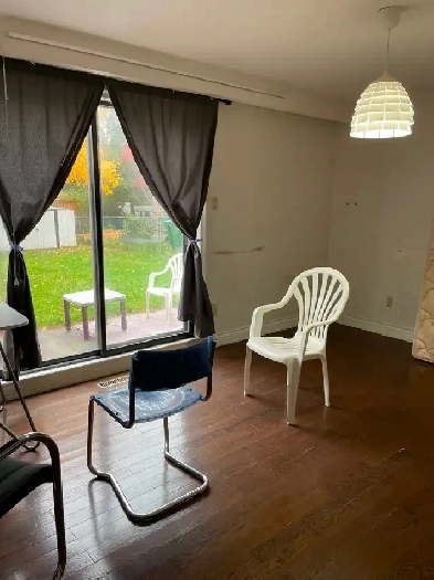 2 Bedrooms and 2 washrooms in North York Image# 1