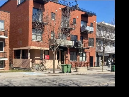 Libre a partir de 1 déc. Condo 4 1/2, meublé, garage Image# 1