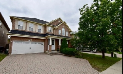 Oakville Home for Lease 4 1 Rooms Double Garage Detached Image# 4