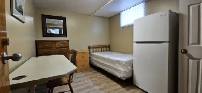 For MATURE GENTLEMAN- Welland Ave/Niagara St area, St. Catharine Image# 1