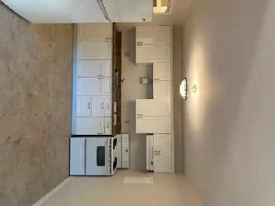 Renovated 2 bedroom apartment Image# 5