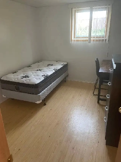 Room for rent in Haileybury! Image# 2