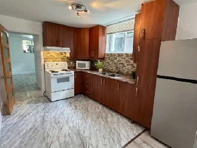 Rosemont 10 minutes du métro St-Michel ! Image# 1