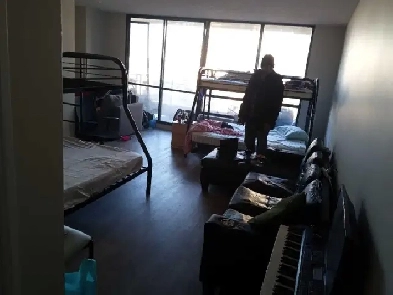 Affordable 4-Bed Dorm Room in Midtown Toronto – All Inclusive! Image# 1