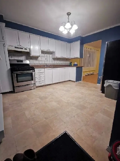 ✨Beautiful 1-Room Apartment in Chamberlains✨ Image# 2