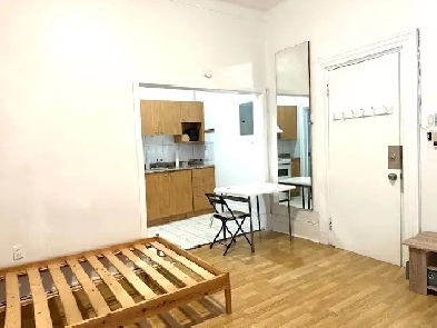 STUDIO SUPREME Image# 1