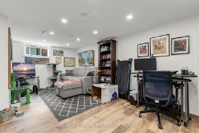 ALL INCLUSIVE. Beautiful 1-Bed Apartment. Mins from Gage Park Image# 6