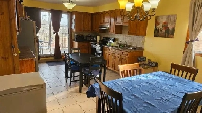 TRÈS TRÈS GRAND 6 1/2 à louer à Vimont à Laval Image# 3