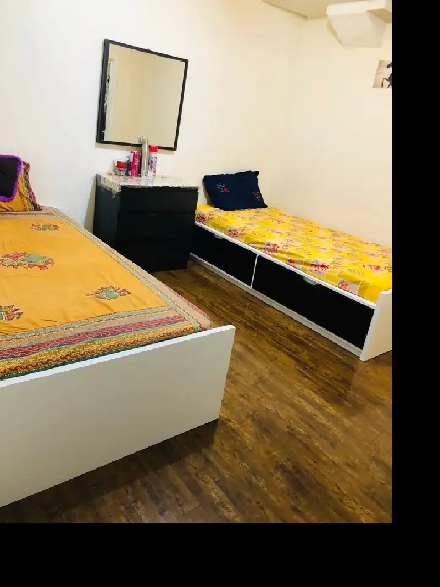 ROOM FOR RENT NEAR SHERIDAN FOR GIRLS ONLY Image# 1