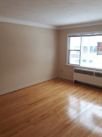 January/February 1 Bed in 6 unit, River Rd/RCMP 92 West Presland Image# 2