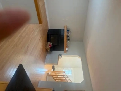 3 bedrooms upper-level house for rent in the NW Calgary Image# 6